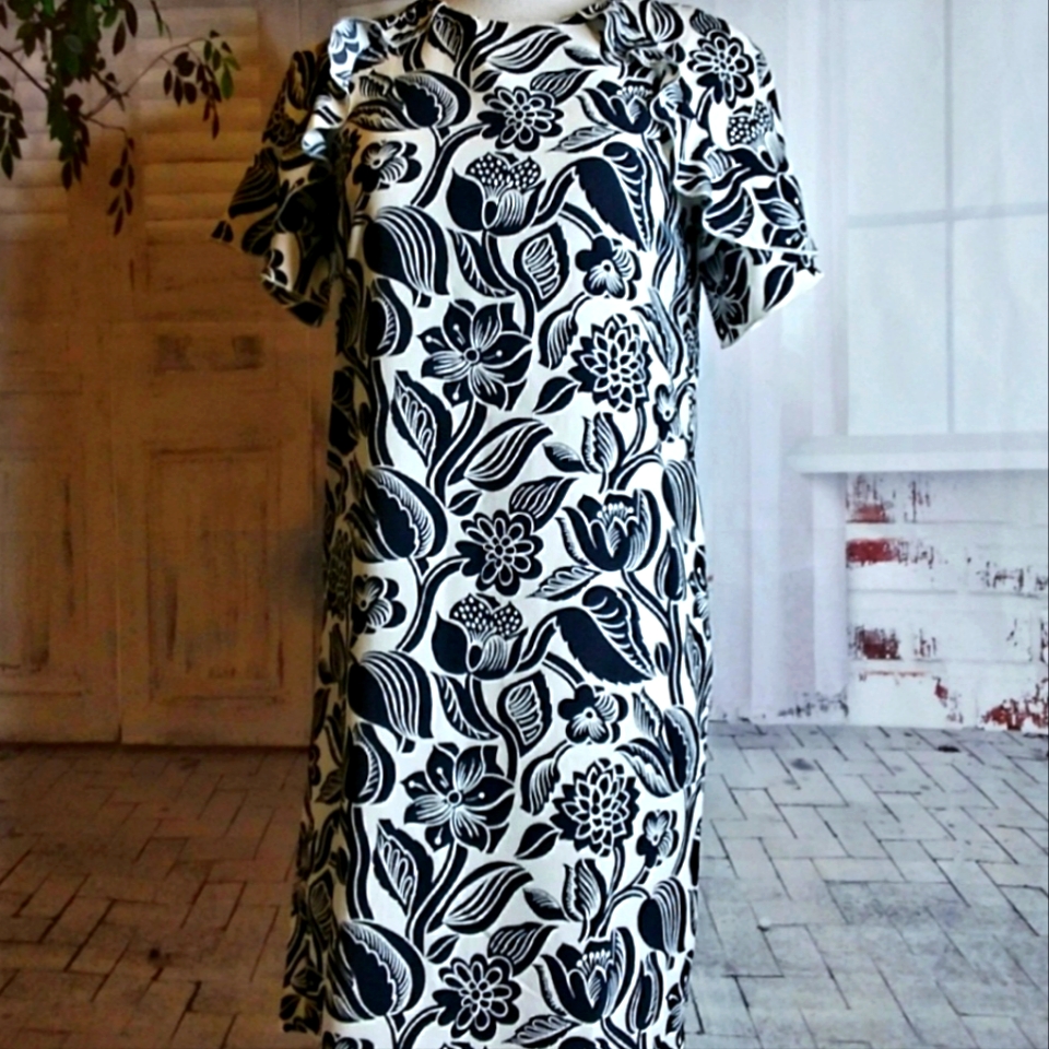 Ann Taylor Factory Petite Black White Short Sleeve Ruffled Dress Size Xsp